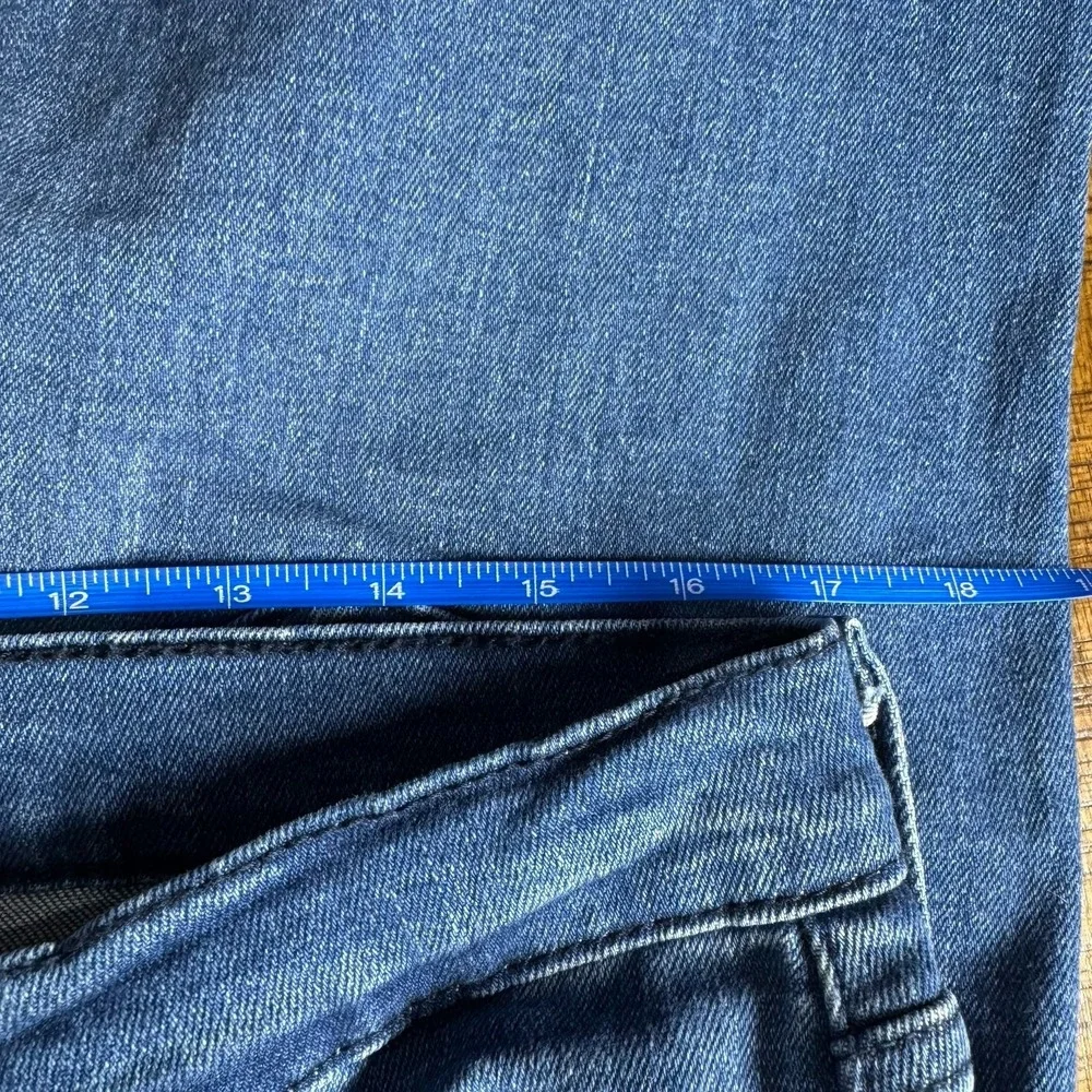 Levi's Denim Jeans Men's 514 Slim Straight Zip Fly Dark Stitching Measures 34x29